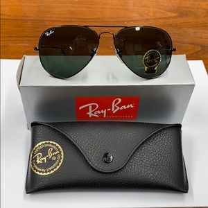 *BRAND NEW* Ray-Ban Large Aviator Sunglasses!